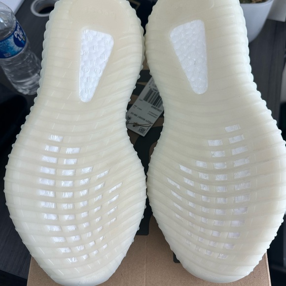 Yeezy Boost 350 V2Monice/baby blue